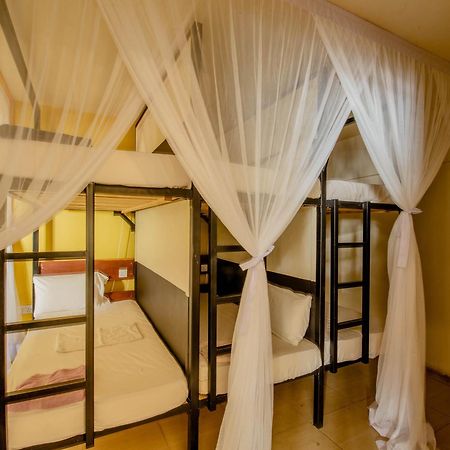 The Slow Leopard Dar es Salaam Exterior foto